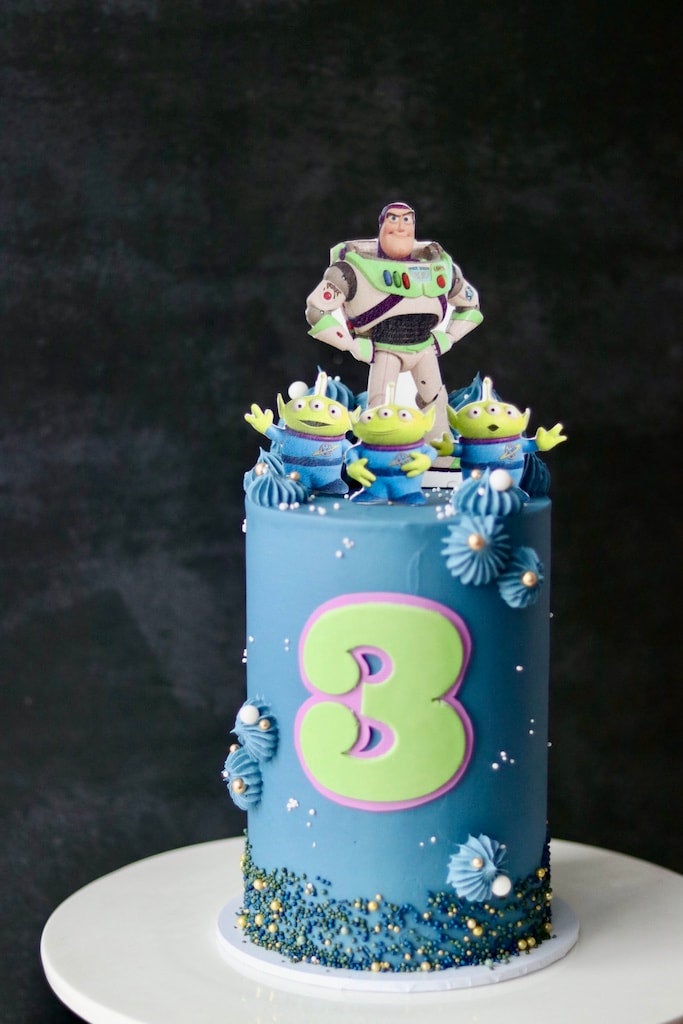 toy story cake buzz